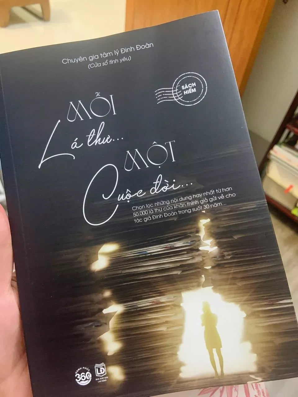 Sách Mỗi lá thư 1 cuộc đời